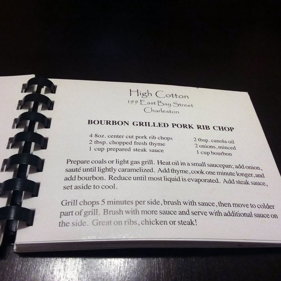 A Taste of Charleston Restaurant Recipes PHYLLIS MYERS 2004  Cookbook - Picture 5 of 5